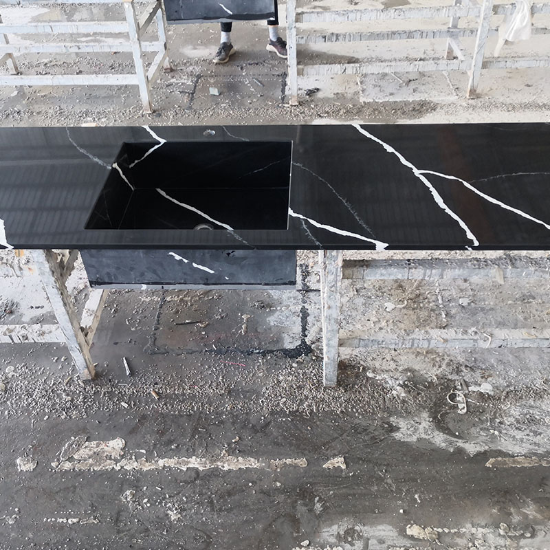 カウンタートップ用の白い静脈を持つ古典的な黒いカラカッタ大理石水晶石